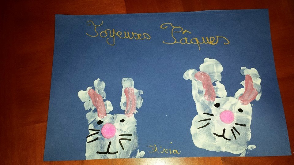 Carte de Pâques, empreintes des mains: Olivia