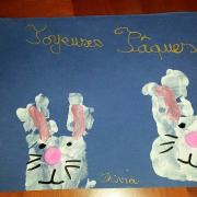 Carte de Pâques, empreintes des mains: Olivia