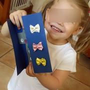 Mélina et son cadeau pour la fête des pères