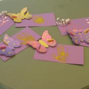 Activités manuelles chez l'assistante maternelle,la fête des mères